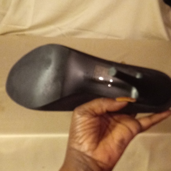 Beautiful Vintage Shoes - Picture 3 of 3